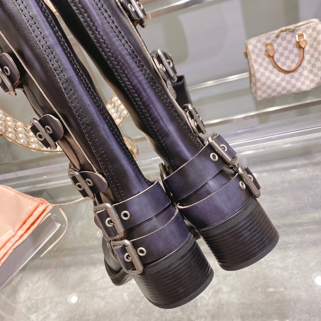 Women's high heels
